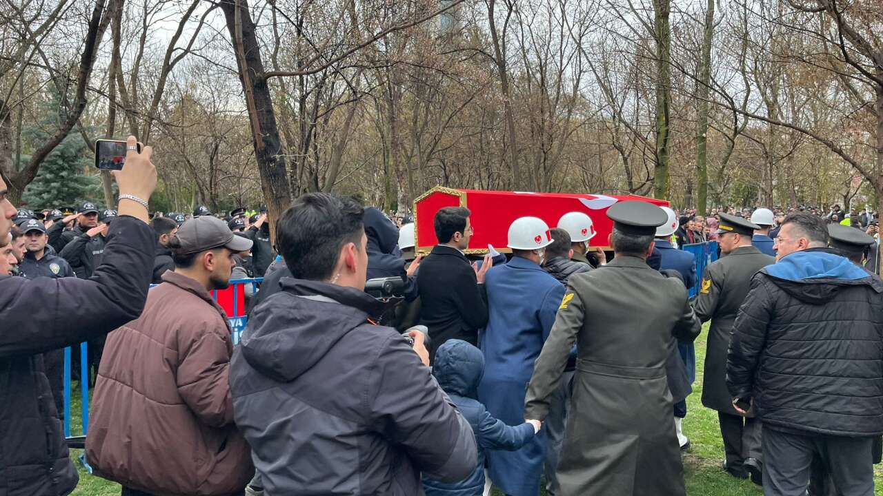 Şehit annesinin feryadı Konya’yı gözyaşına boğdu 26
